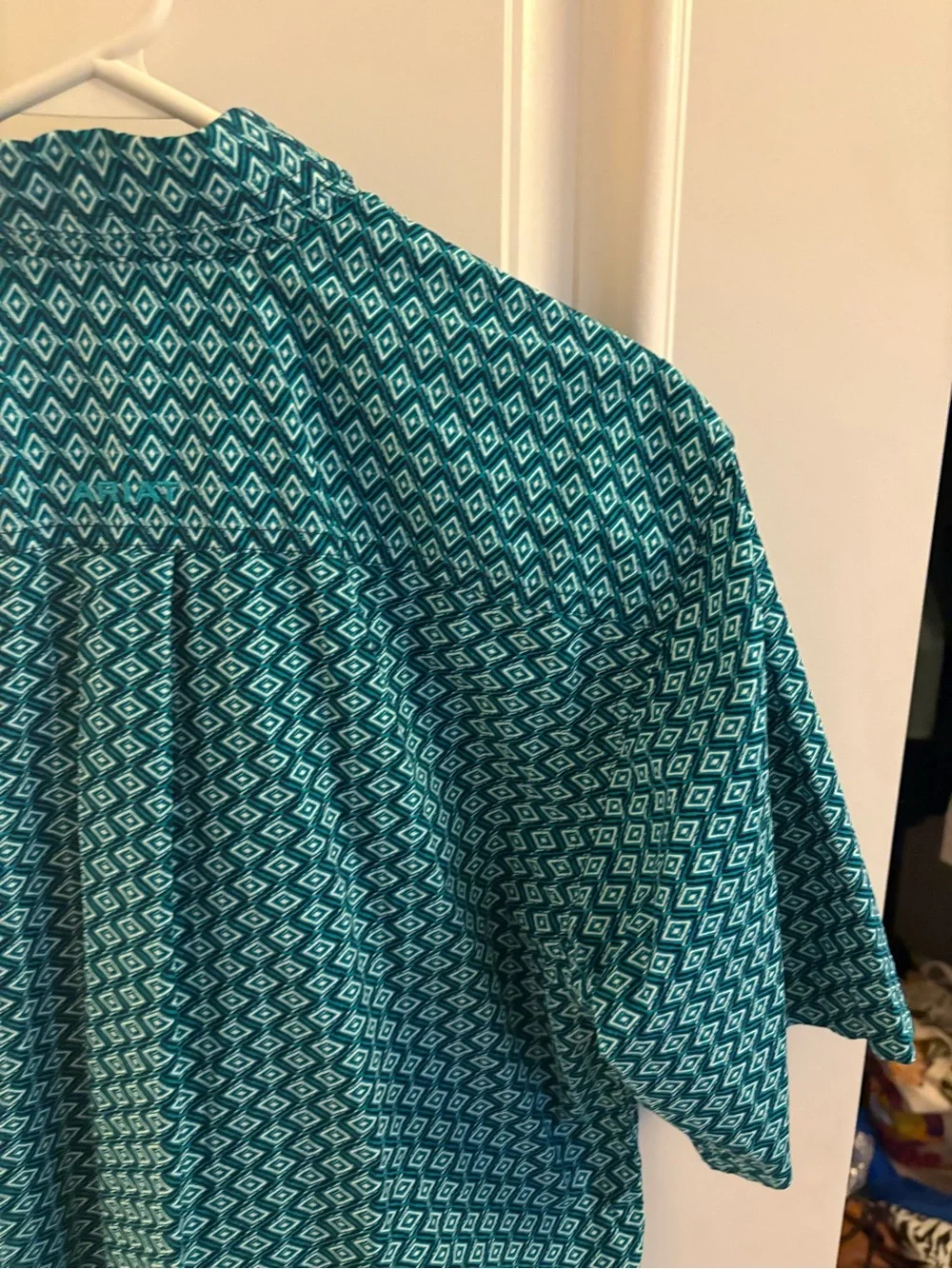 Ariat Geometric Short-Sleeve Button-Down Shirt